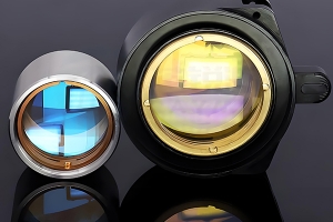 Laser cutting focusing lens